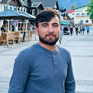 Meet your Posher, Bashir